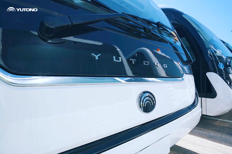Green Smart Solutions for Global Airport Construction: Yutong Battery Electric Apron Bus Shatters Records