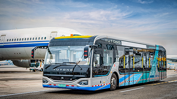 Green Smart Solutions for Global Airport Construction: Yutong Battery Electric Apron Bus Shatters Records