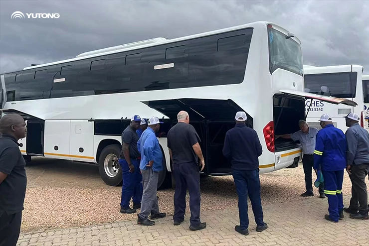 Yutong High-End Coach Model ZK6126D Lands in South Africa, Kicks Off Grand Nationwide Tour