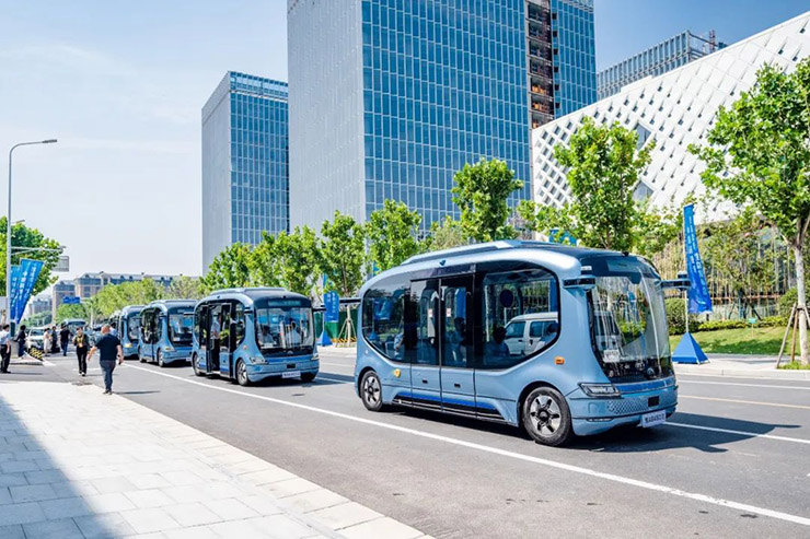 Lee Hsien Loong, Prime Minister of Singapore, Rode in Xiaoyu, Yutong Intelligent Bus