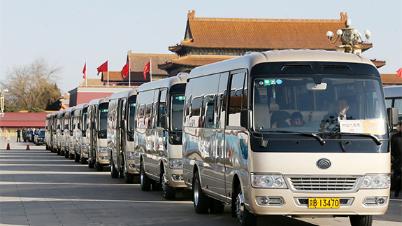 238 Yutong buses serve the Two Sessions