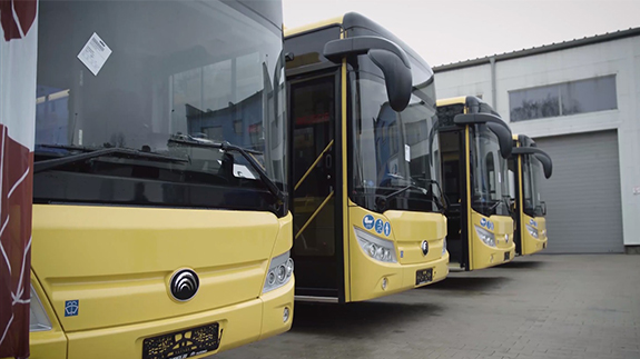 The First Batch of Chinese Pure Electric Buses is Here! Yutong E10 Helps Poland with Low-Carbon Travel