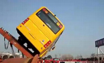 Yutong conducts the first rollover test of school buses in China