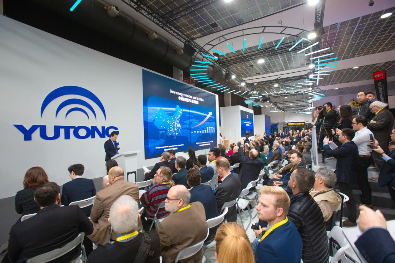  Yutong, Shining at Busworld Belgium, Leading New Energy Trend