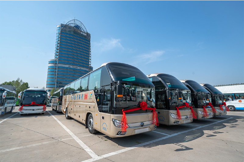 Yutong luxury tourist coaches delivered to Qinghai