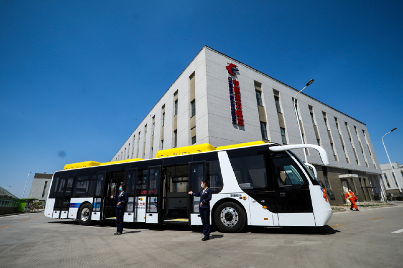 12 Yutong full electric airfield buses delivered to China Eastern Airlines