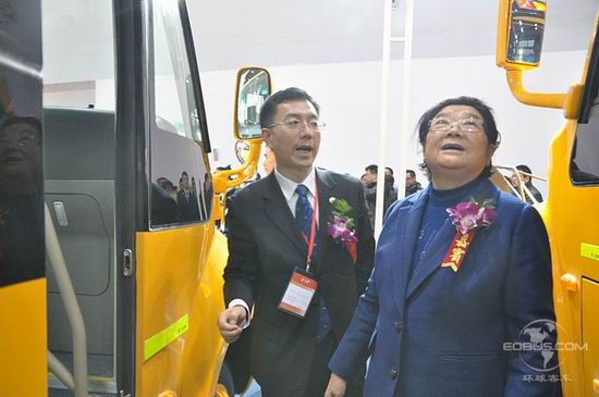 Yutong shines at the 1st China Int’l School Bus Show