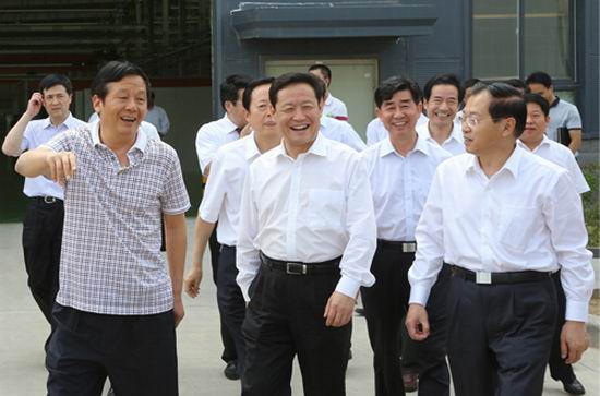 Party chief of Shijiazhuang inspects Yutong