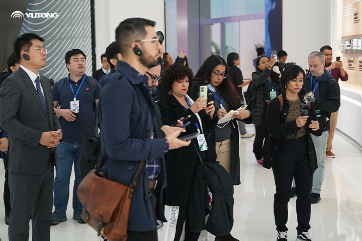 Media delegations from 10 Latin American countries visit Yutong, concentrating on new energy technological innovation