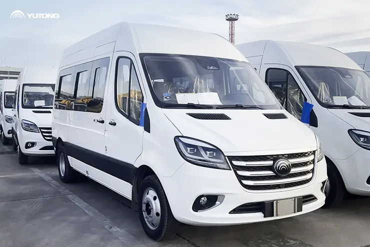 500 Yutong New V6 Vans Head to Latin America