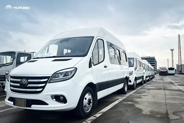 500 Yutong New V6 Vans Head to Latin America