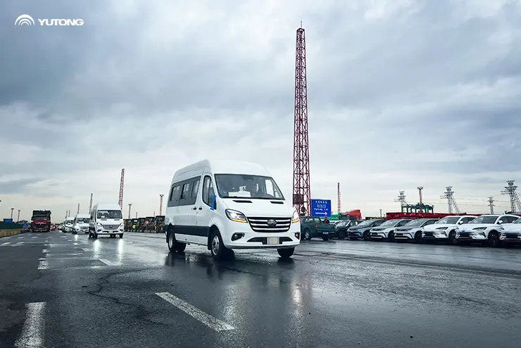 500 Yutong New V6 Vans Head to Latin America