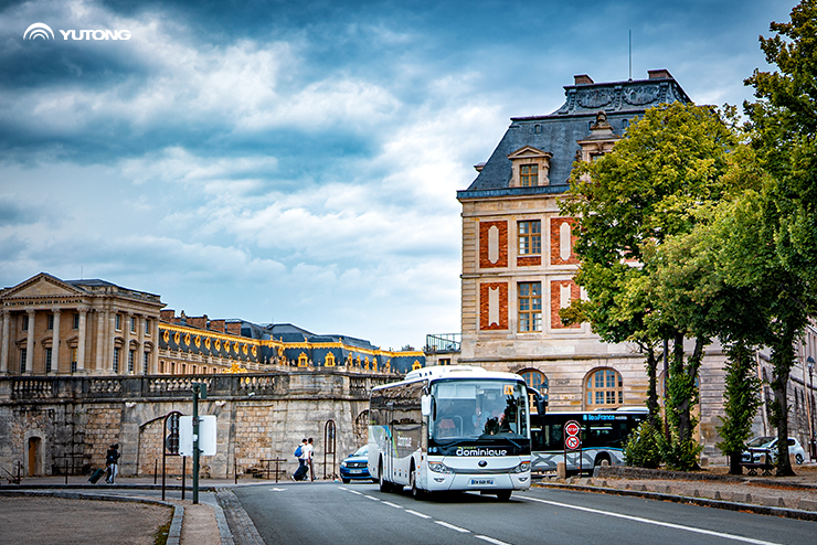 Yutong Bus at the Paris grand sports gathering