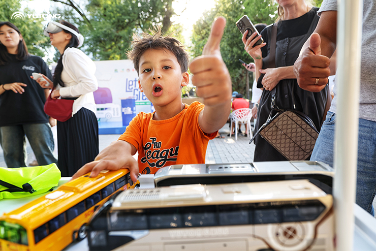 Almaty Goes Green:Yutong and Chinese Consulate General Launch “Lets Go Green”in Almaty