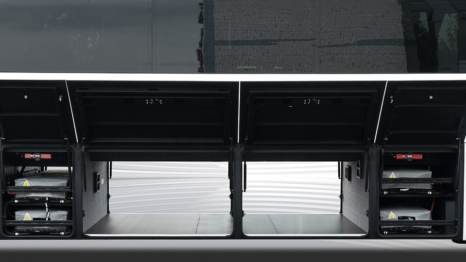 Large luggage compartment