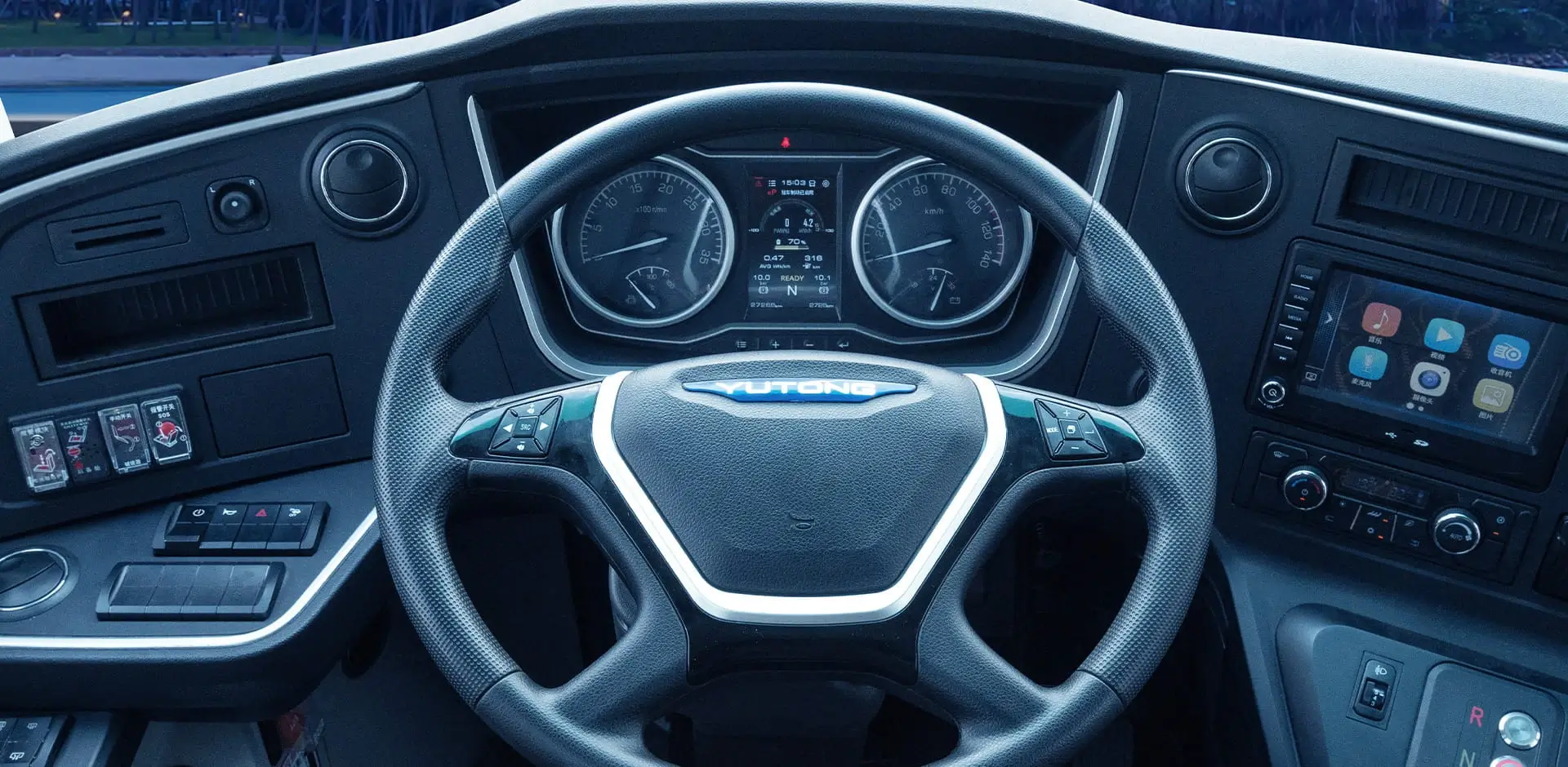 “Wrap-around” dashboard