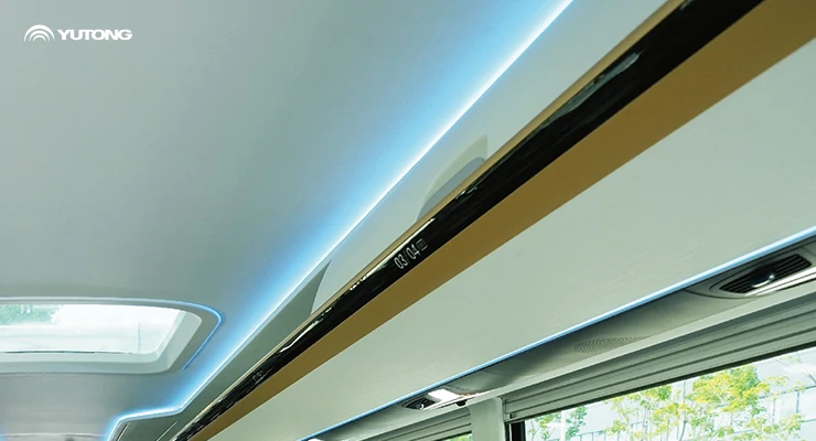 Yutong left-hand drive diesel coach T12 debuts:&nbsp;superior reliability for premium travel