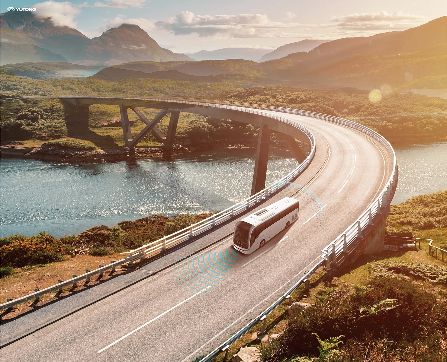 Yutong left-hand drive diesel coach T12 debuts:&nbsp;superior reliability for premium travel